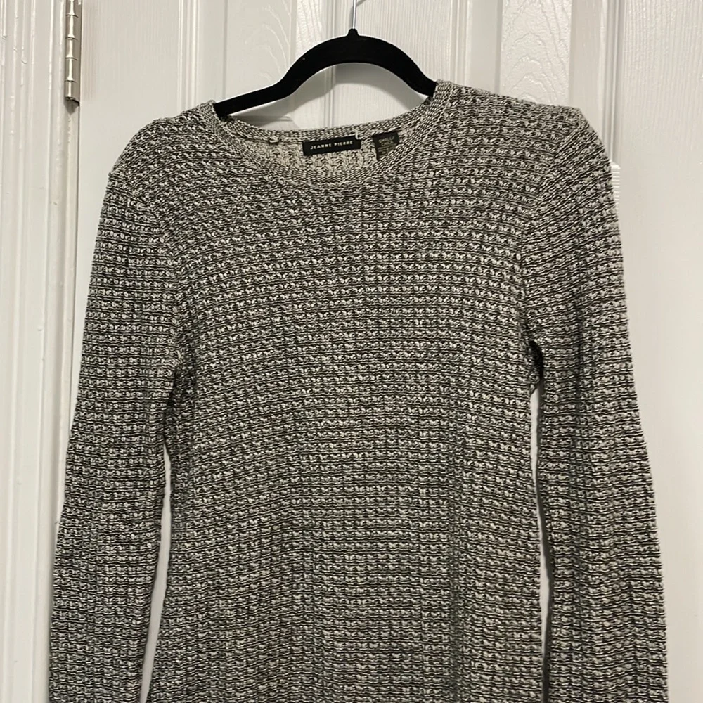 NWOT Jeanne Pierre knit sweater - Picture 4 of 4